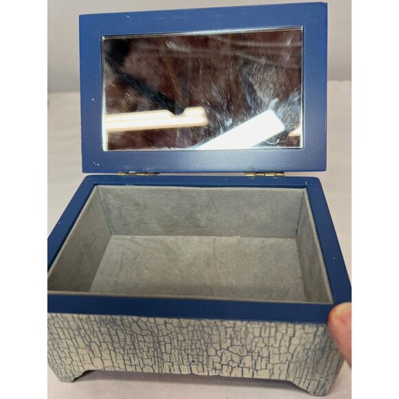 Continental Creations NORTH CAROLINA LIGHTHOUSES Mirrored Trinket Box 6" X 4" - Picture 5 of 6